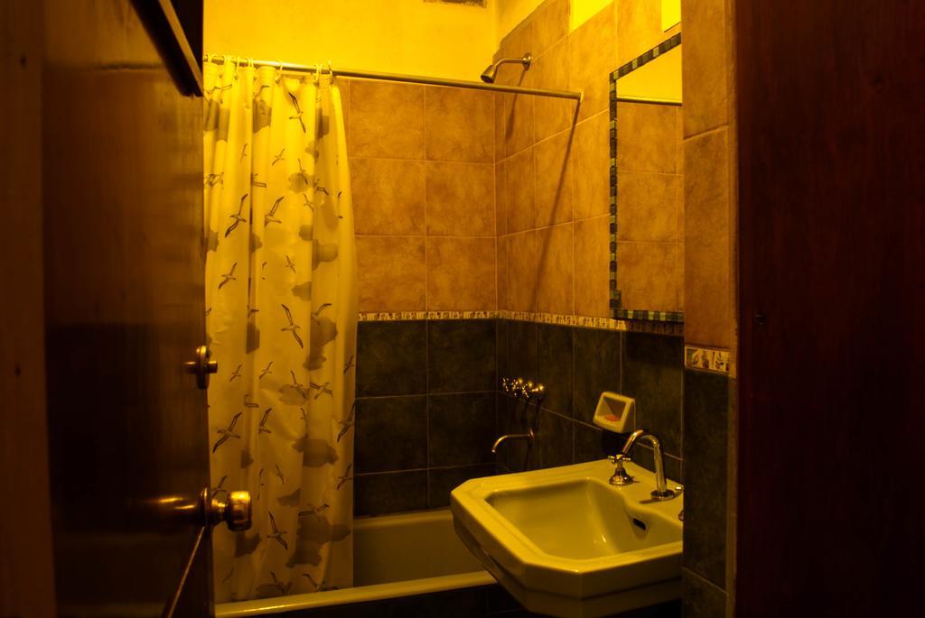 Loica Hostel Пуерто-Мадрін Екстер'єр фото