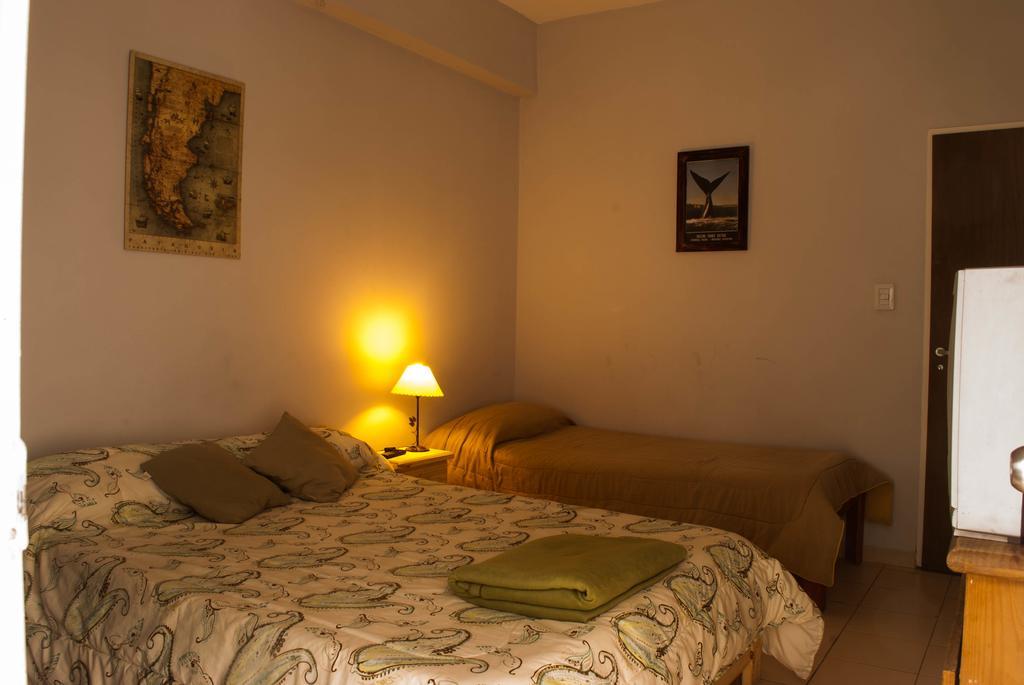Loica Hostel Пуерто-Мадрін Екстер'єр фото